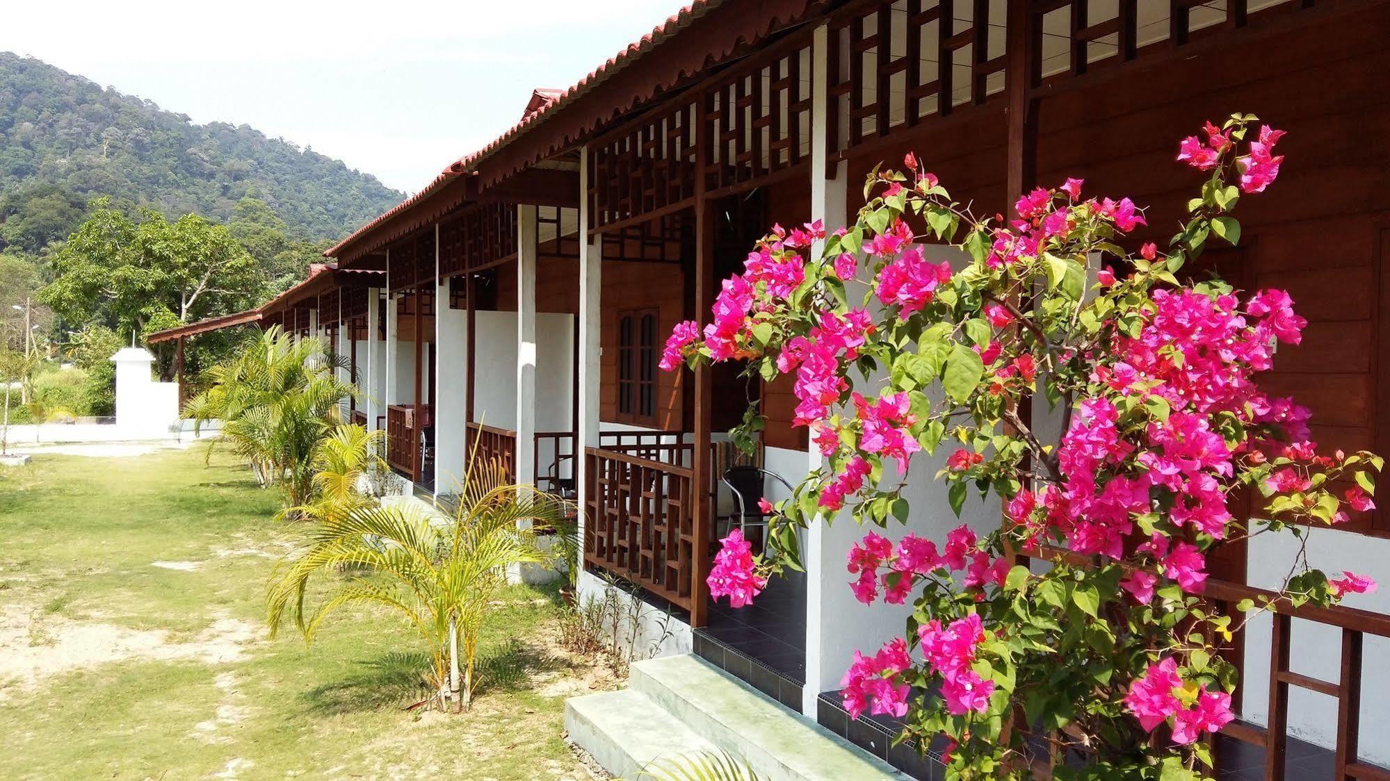 Pangkor Waterfall Beach Resort Kampung Teluk Nipah Exteriér fotografie